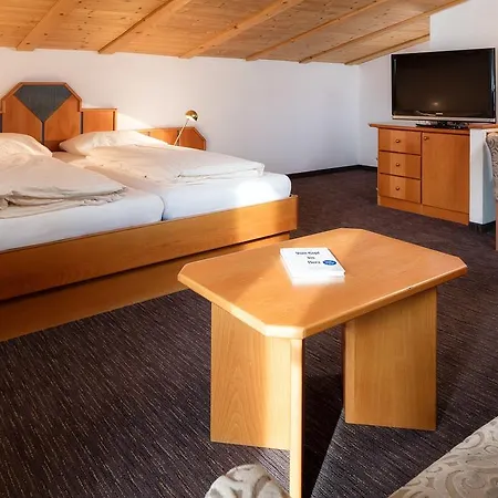 Gabriela Inklusive Super Sommer Card