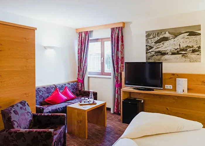 Gabriela Inklusive Super Sommer Card 4* Serfaus